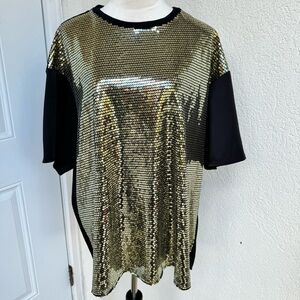 RECLAIMED VINTAGE. Black & Gold 3/4 Sleeve Top. Size L. Perfect for an E…
